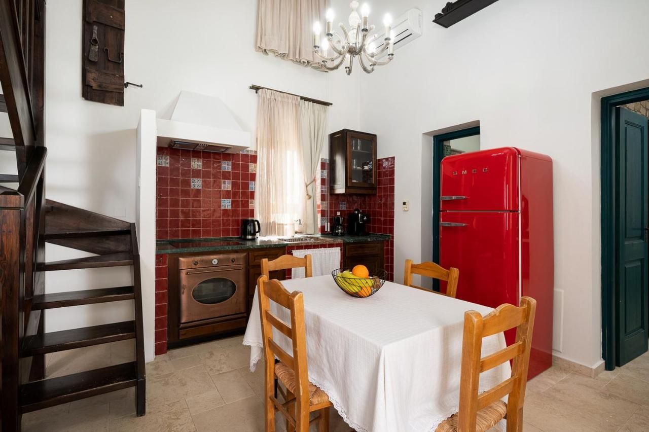 Orelia Cretan Villas Kamilari Eksteriør billede
