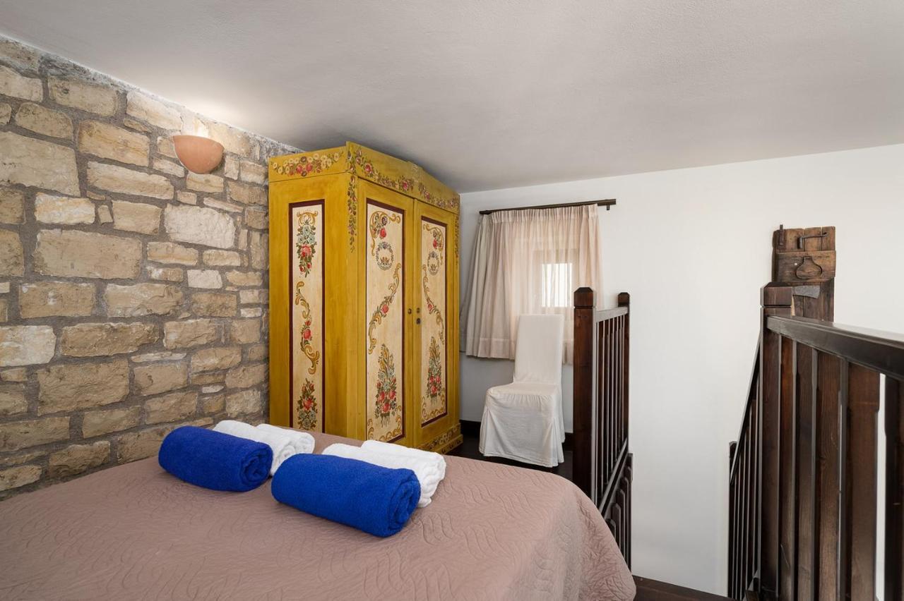 Orelia Cretan Villas Kamilari Eksteriør billede